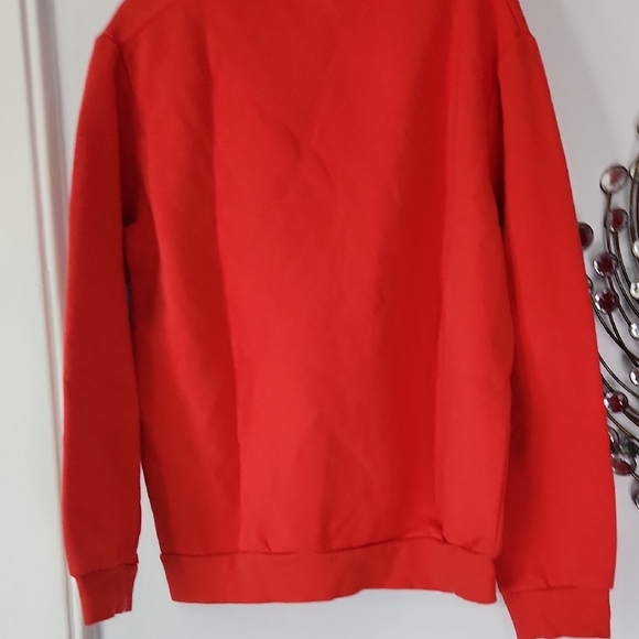 H&M Red Crewneck Sweater with Graphic Design - Picture 3 of 3
